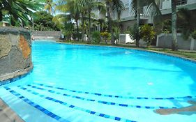 Ariel Beach Villa*